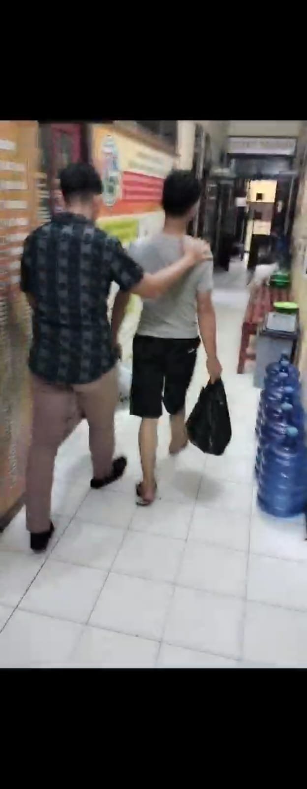 Unit Tipidkor Polres Tebo tahan Kepala Desa (Kades) Pagar Puding Lamo, Ada Apaaaaa !!!