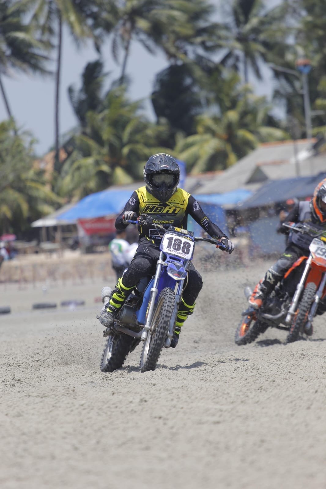 Team HBRT Perwakilan Toboali Kabupaten Bangka Selatan Memenangkan Kejuaraan Race Pantai Pasir Padi