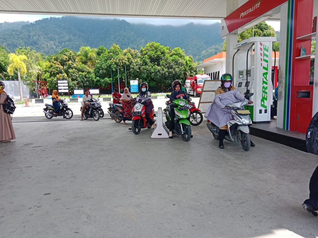 SPBU Di Halsel Salurkan Pertaliet Sehari 2 Jam, Layani Kendaraan Tengki Rakitan Dijual Kembali