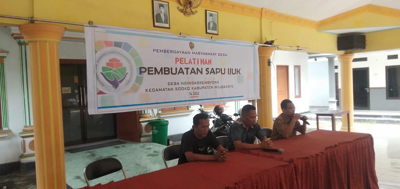 Sapu Ijuk Jadi Ikon Desa Ngingasrembyong