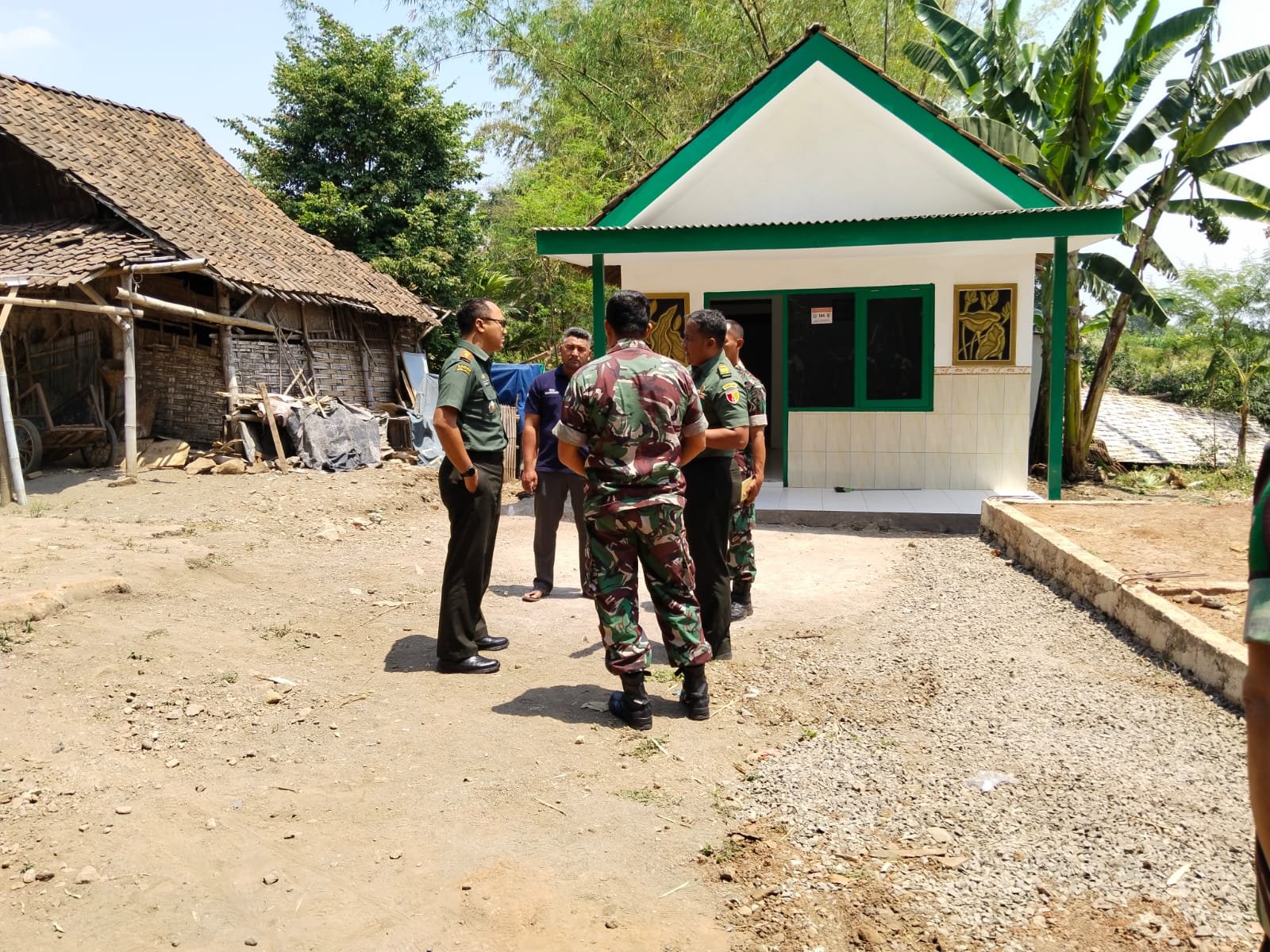 Dandim Mojokerto Tinjau Kesiapan Peresmian & Penutupan Renovasi RTLH Serta Jambanisasi Tahun 2023