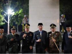 Pj bupati Muaro jambi menghadiri apel kehormatan dan malam renungan suci dalam rangka HUT RI ke 78