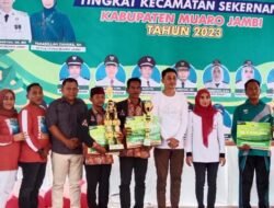 Pj Bachyuni Menghadiri Acara Penutupan Jambore PKK Tingkat Kecamatan Sekernan