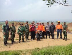 Maksimalkan Water Boombing, Kodim 0815/Mojokerto Bareng BPBD Survey Titik Sumber Air