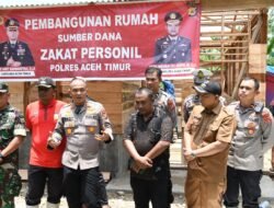 Kapolres Aceh Timur Pimpin Gotong Royong Bangun Rumah Warga Peureulak Barat