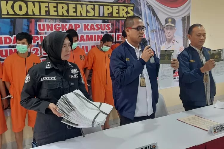 Polda Sumsel Tangkap 6 Karyawan Finance Kasus Kontrak Fiktif BPKB ,Tanpa Kendaraan
