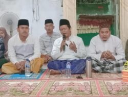 Ustadz Eka Hendri S pd.i Sampaikan hikmah Maulid Nabi Muhammad SAW Di Desa Peninjauan