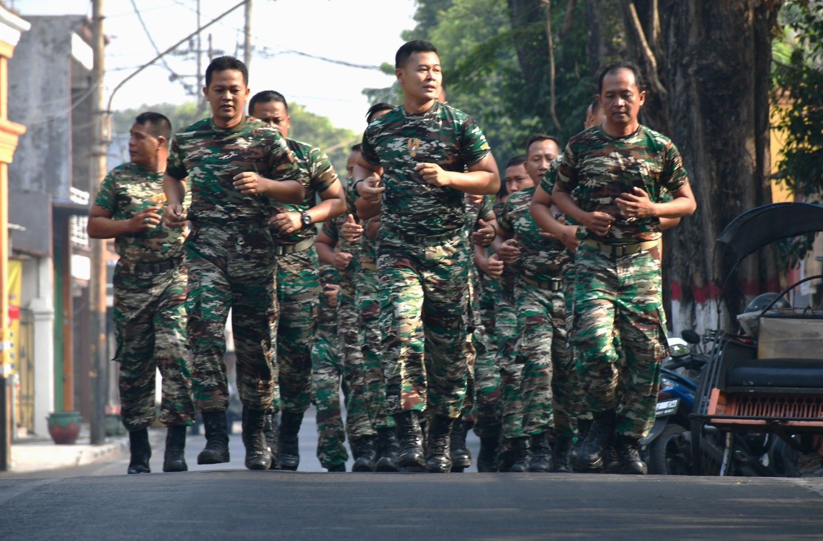 Semangat Personel Kodim 0815/Mojokerto Laksanakan Minggu Militer