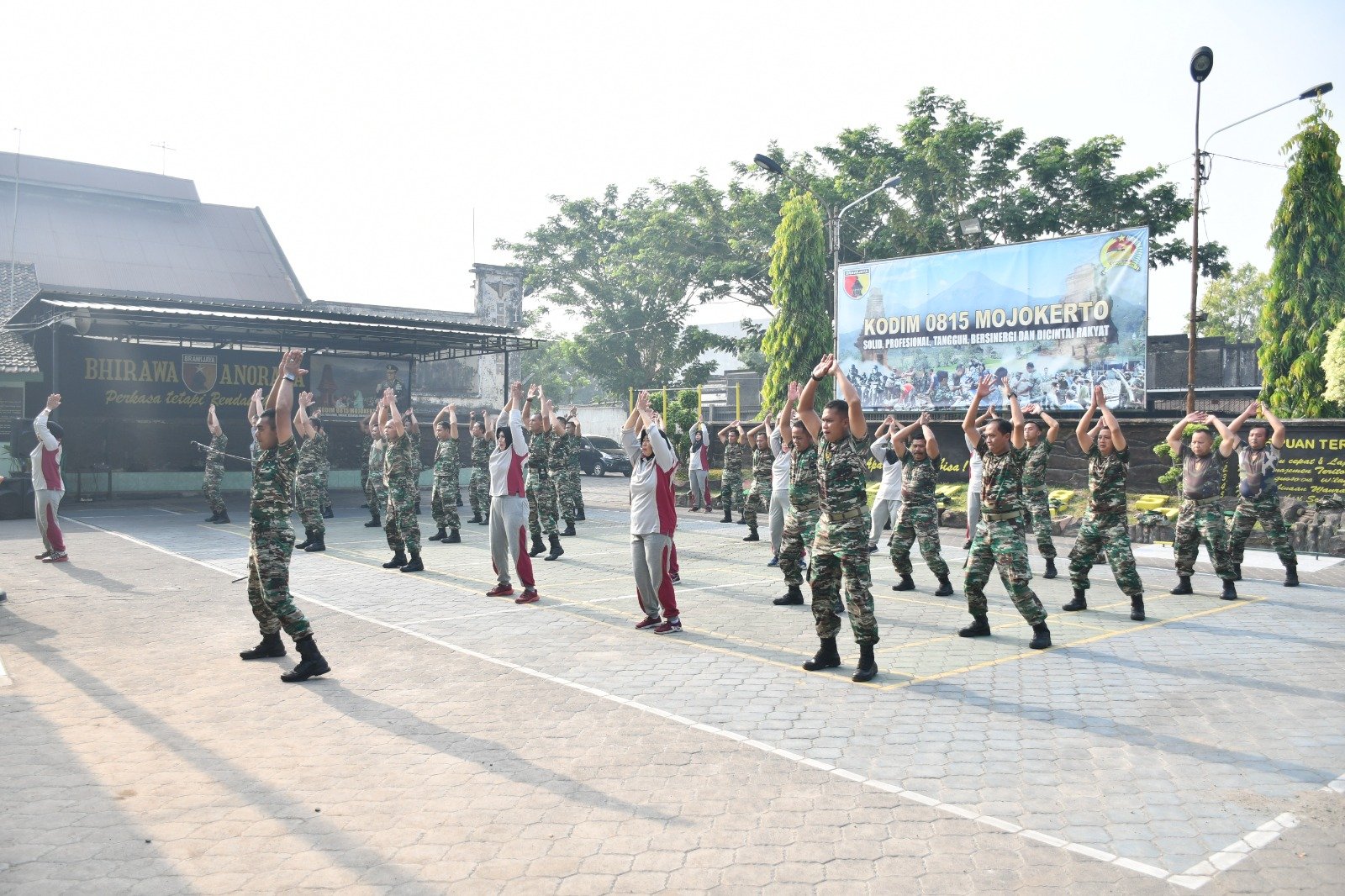 Semangat Personel Kodim 0815/Mojokerto Laksanakan Minggu Militer