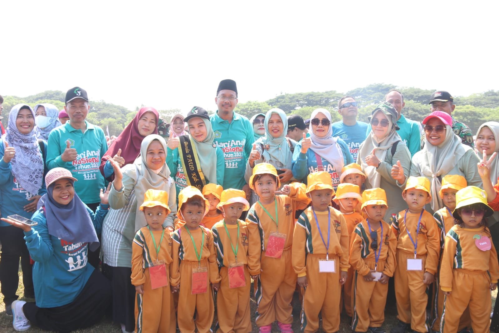 Peringati HAN 2023, Gus Muhdlor & Ning Sasha Siapkan Generasi Emas Tahun 2045