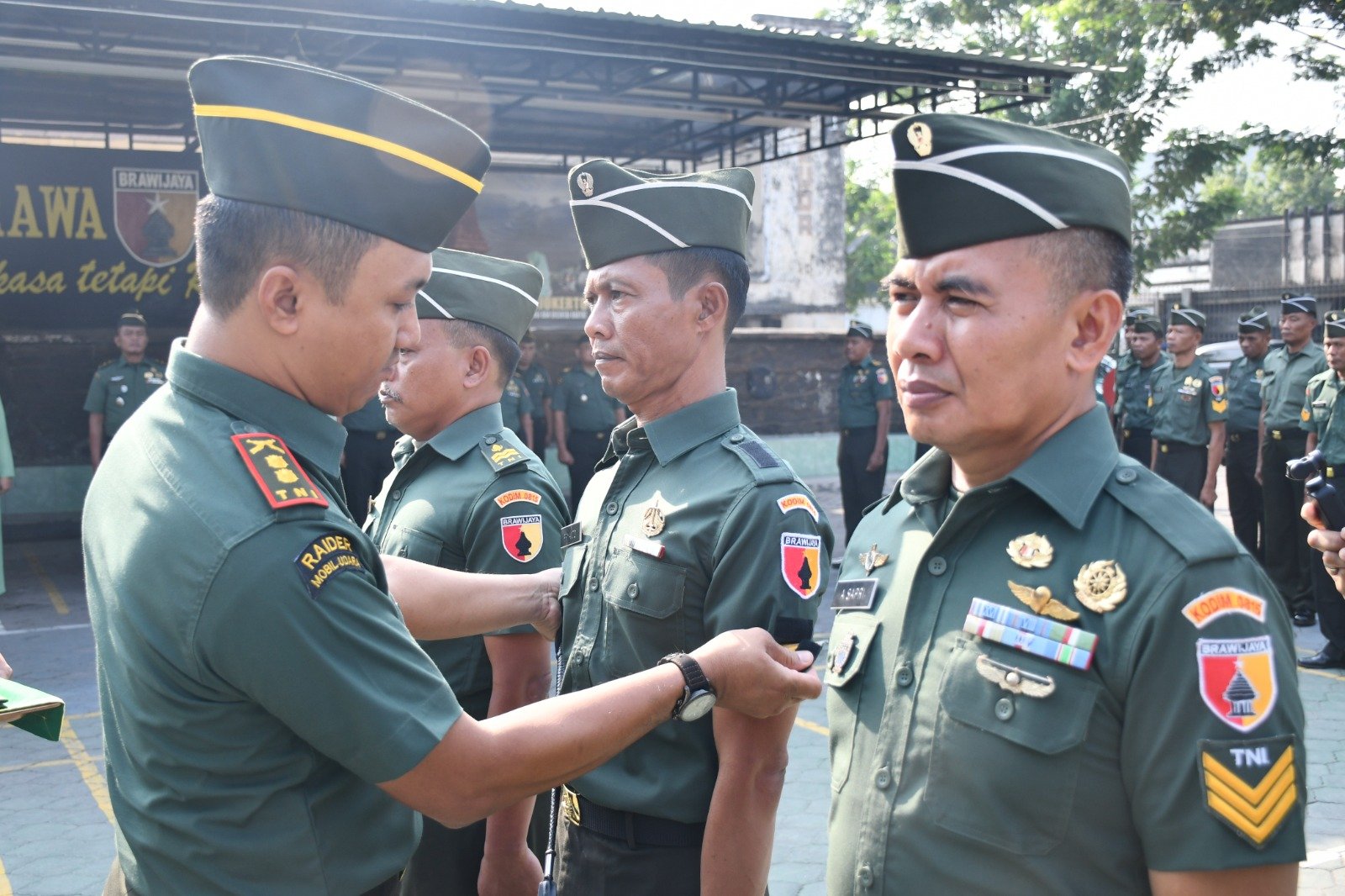 Acara Pelantikan Kenaikan Pangkat, Dandim 0815/Mojokerto : Teliti Dan Waspada