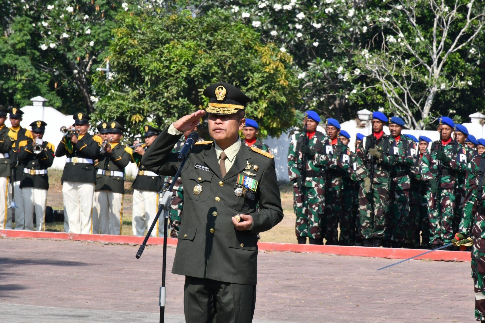 Jelang HUT Ke-78 TNI, Kodim 0815/Mojokerto Gelar Ziarah Nasional & Tabur Bunga