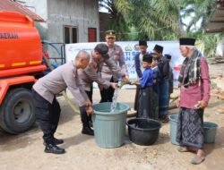 HUT ke 72 Humas Polri, Polres Aceh Timur Bantu Air Bersih di Dayah Baitul Huda
