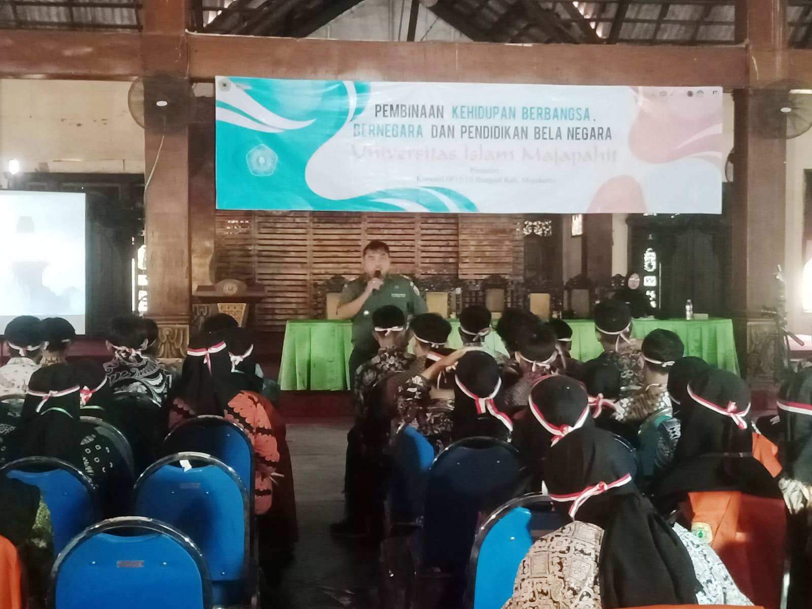 PKKMB Unim, Danramil Bangsal Sampaikan Wasbang Bela Negara