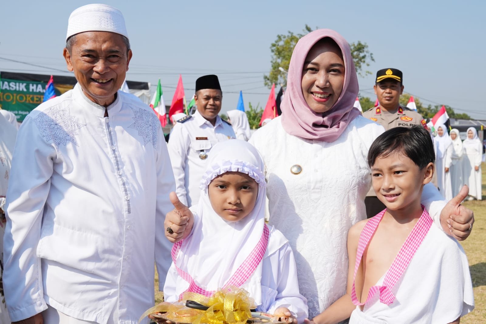 Kenalkan Rukun Islam Sejak Dini, Ribuan Siswa TK/RA Di Kota Mojokerto Ikuti Peragaan Manasik Haji