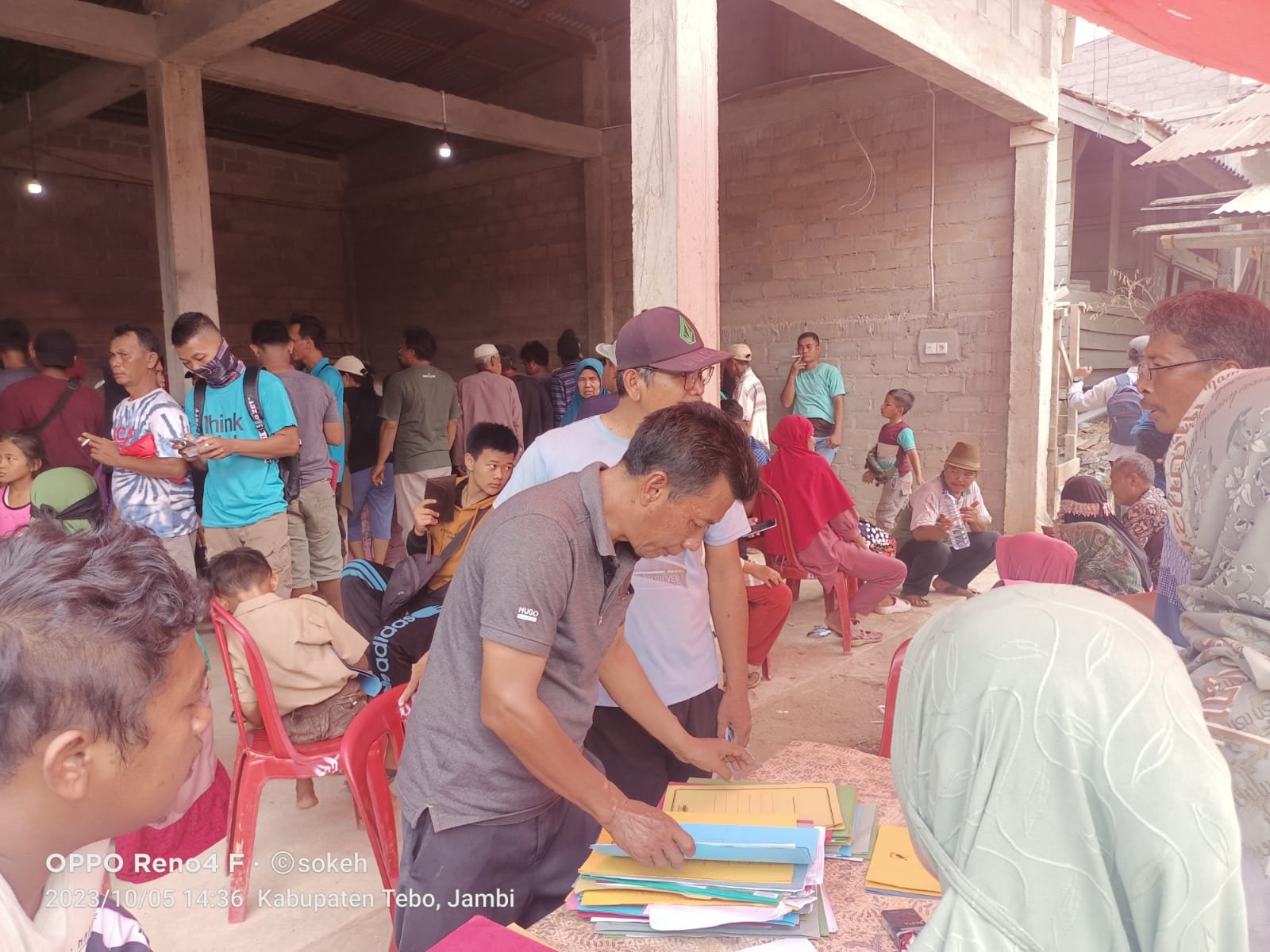 Disdukcapil Tebo Validasi Data Kependudukan Warga di Lubuk Mandarsah Ulu