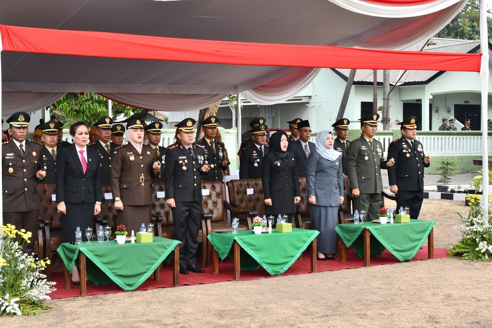 Kodim 0815/Mojokerto Kerahkan Personel Ikuti Upacara Peringati HUT TNI Ke-78