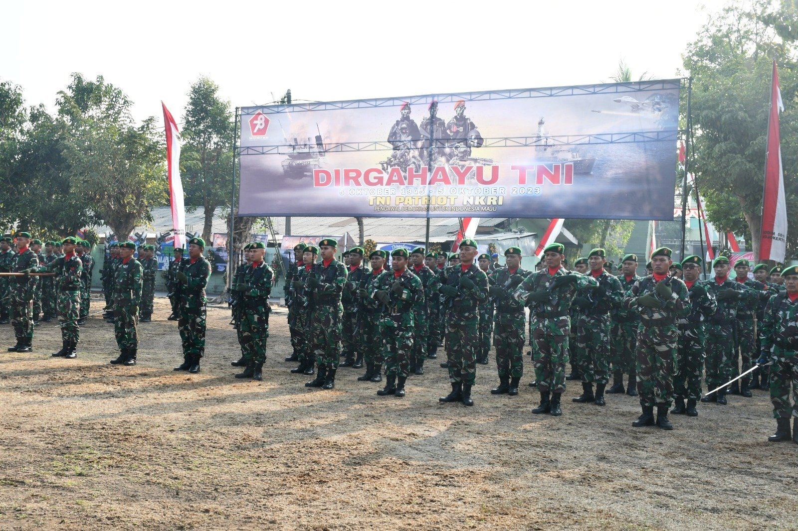 Kodim 0815/Mojokerto Kerahkan Personel Ikuti Upacara Peringati HUT TNI Ke-78