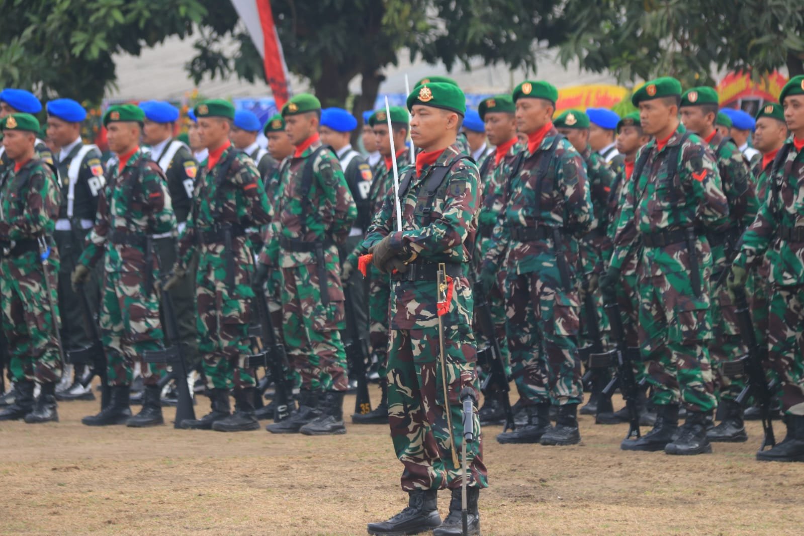 Bupati Ikfina Ikuti Upacara Peringatan HUT Ke-78 TNI