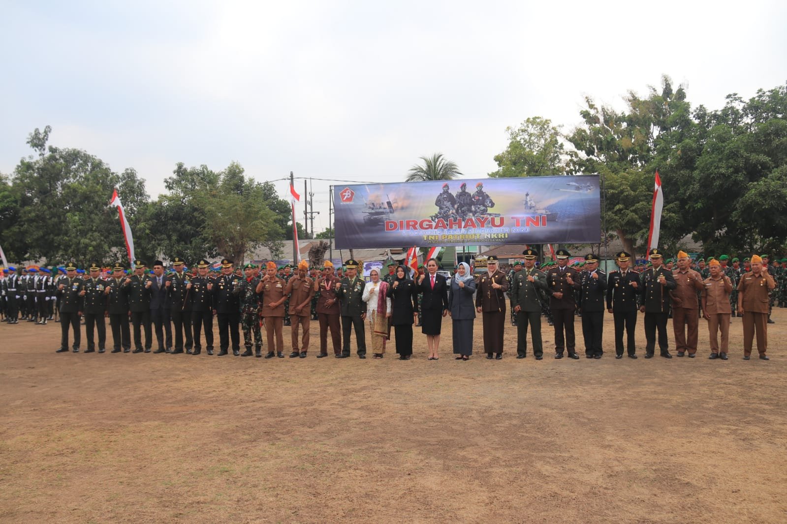 Bupati Ikfina Ikuti Upacara Peringatan HUT Ke-78 TNI