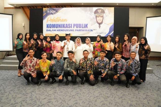 Finalis Duta Batik Kota Mojokerto 2023 Diberikan Pelatihan Komunikasi Publik, Berikut Pesan Wali Kota