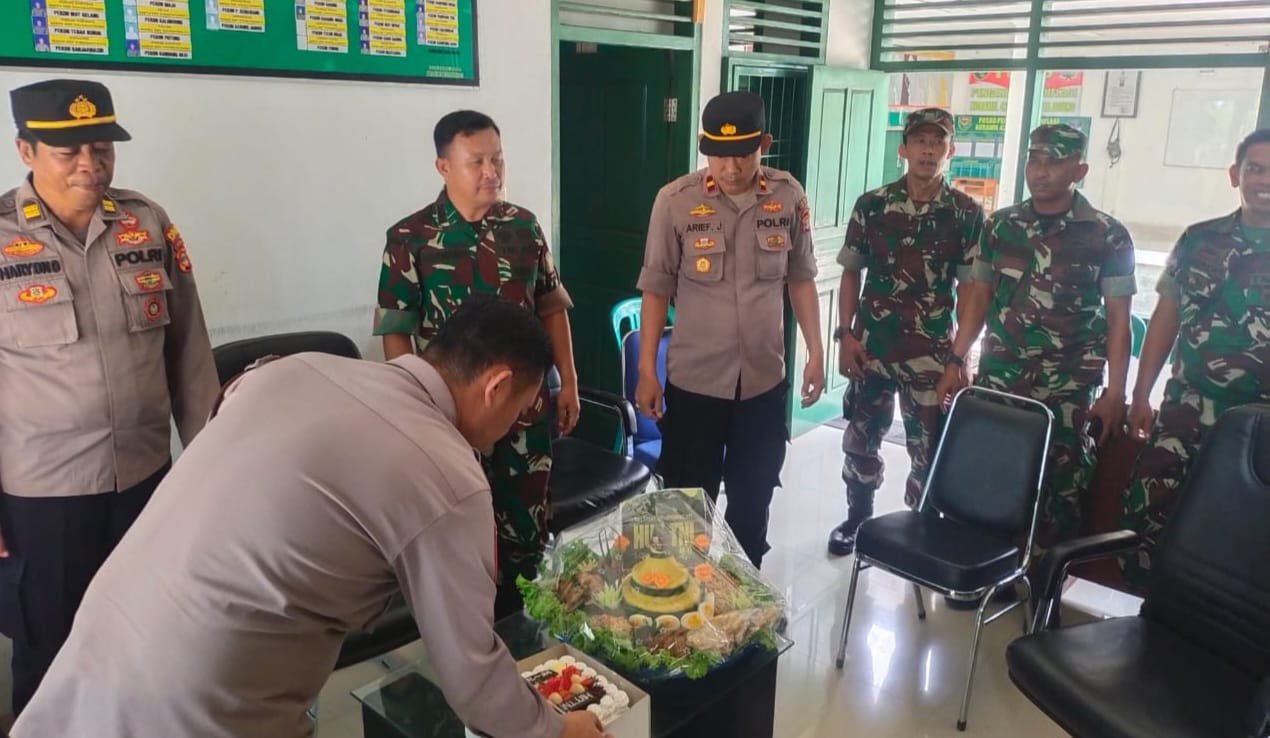 HUT ke 78 TNI, Polres Tanggamus Berikan Surprise ke Kodim Dan Koramil