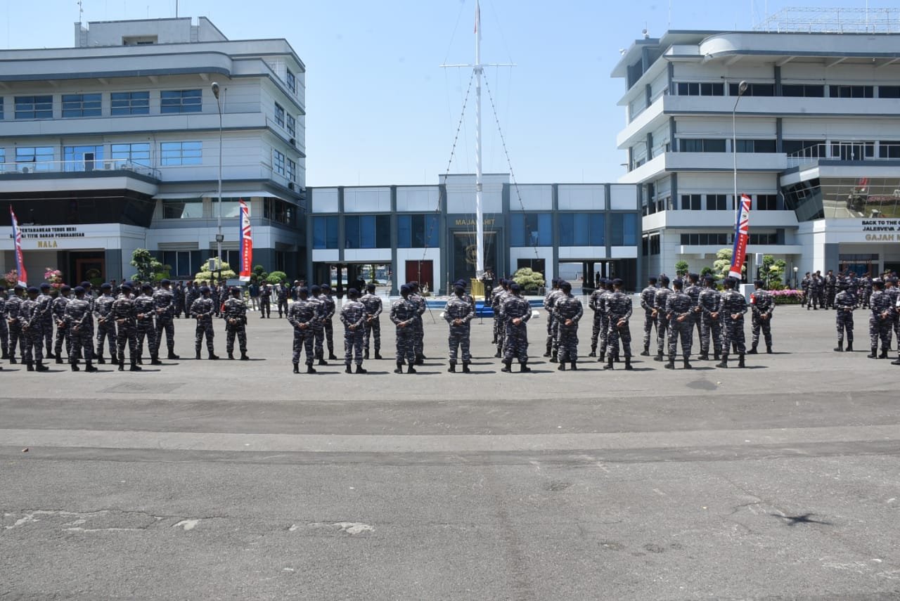 Siap Amankan VVIP KTT AIS Forum Ke-1, Kaskoarmada II Pimpin Apel Gelar Pasukan Pelepasan Satgasla TNI AL