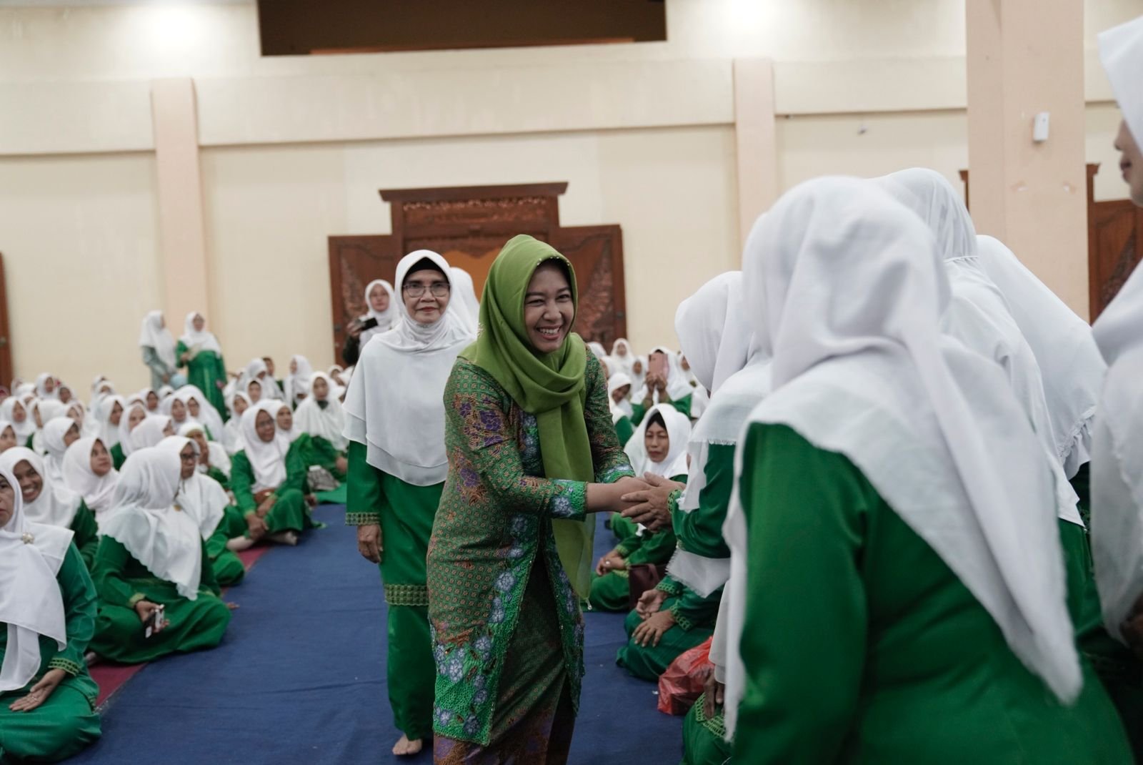 Peringati Maulid Nabi Bersama Muslimat NU, Wali Kota Mojokerto Ajak Tingkatkan Peran Perempuan