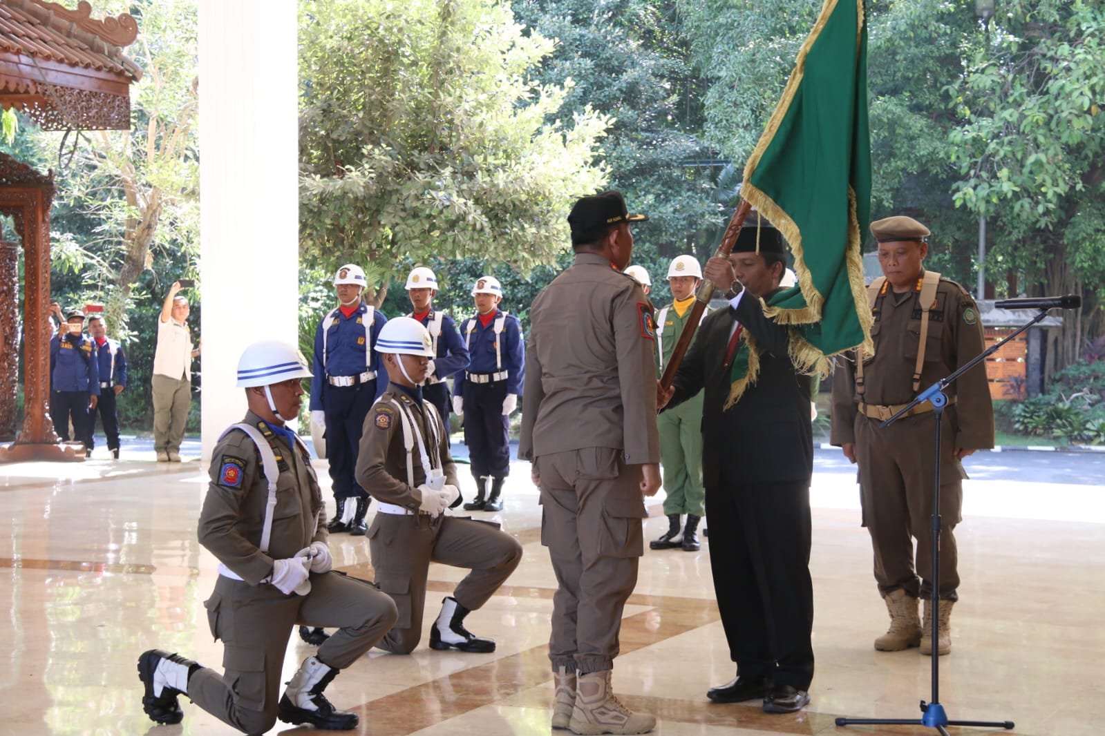 Kabupaten Sidoarjo Sambut Hangat Kirab Pataka Jer Basuki Mawa Beya dari Kabupaten Pasuruan
