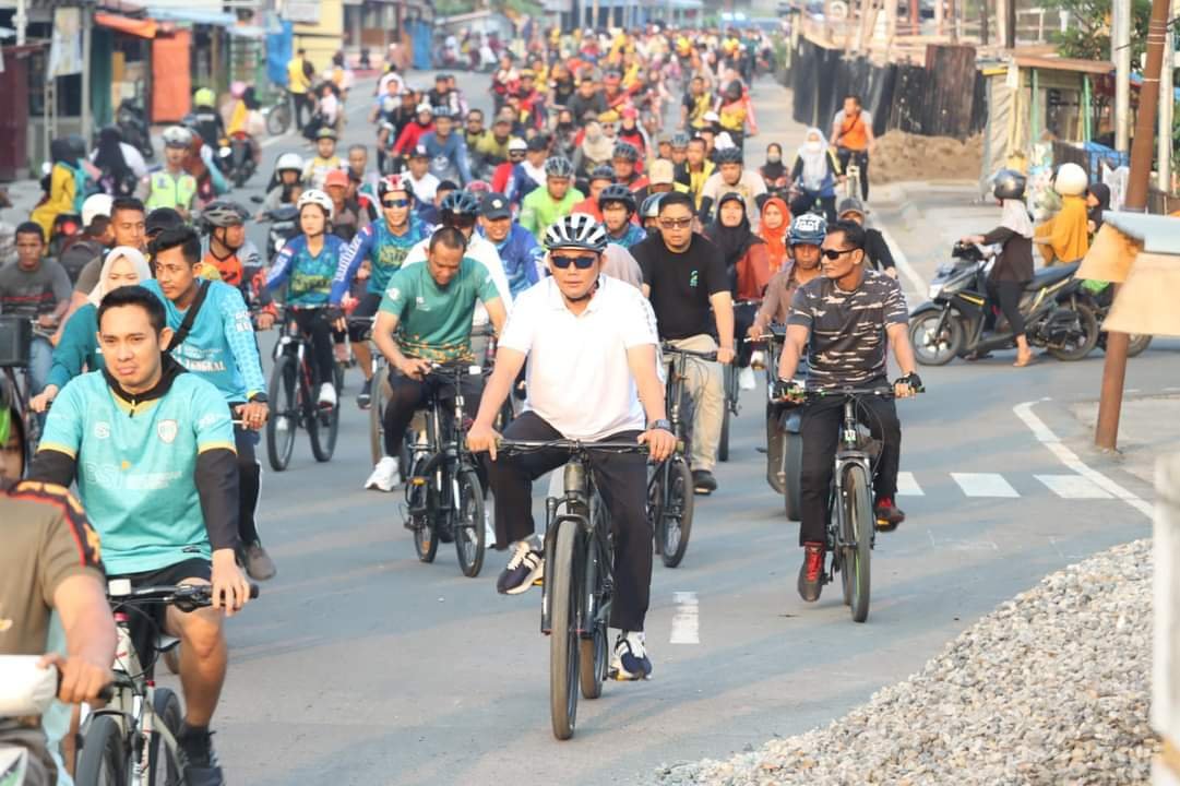 Wabup Tanjabbar Hairan Ikuti Gowes Bersama Kodim 0419/Tanjab