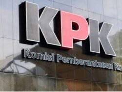 KPK Tahan Sekjen Kementan Kasdi Subagyono