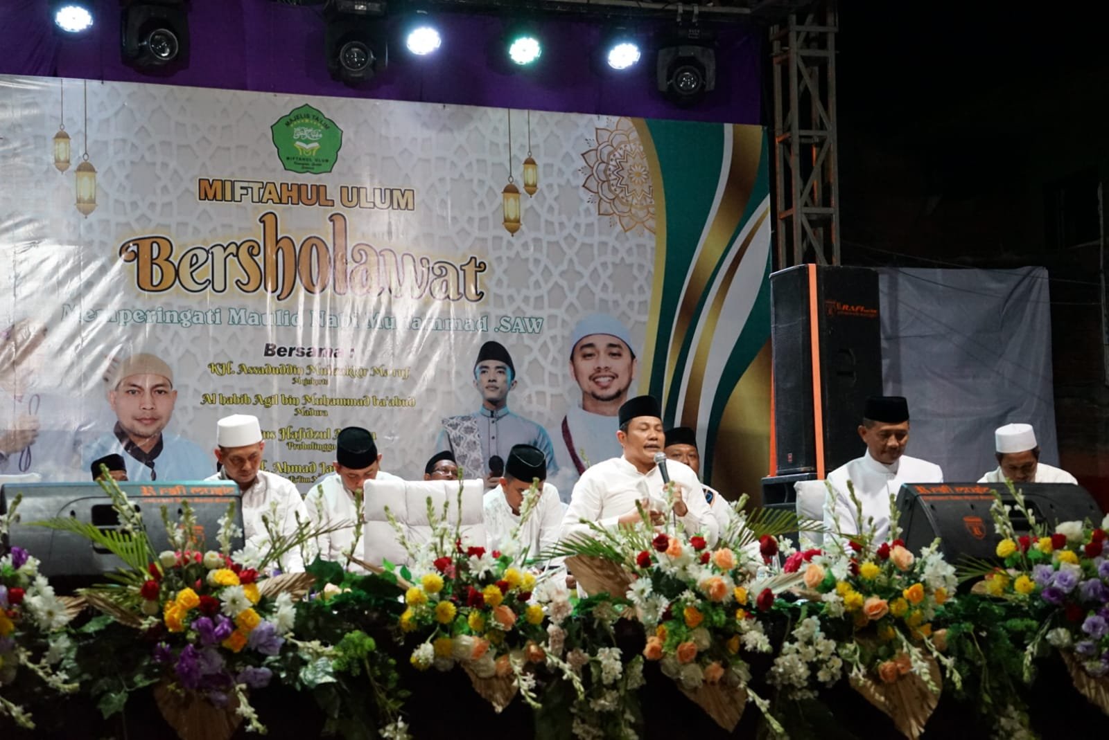 Wabup Subandi Hadiri Sholawat Desa Kwangsan, Sedati