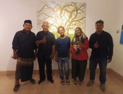 Komunitas Bangku Kelas Part Dua, Gelar Pembukaan Pameran Seni Rupa Bersama, “Berhenti Tengok Kanan Kiri”, Yang Diselenggarakan di Sidoarjo Berlangsung Khidmat