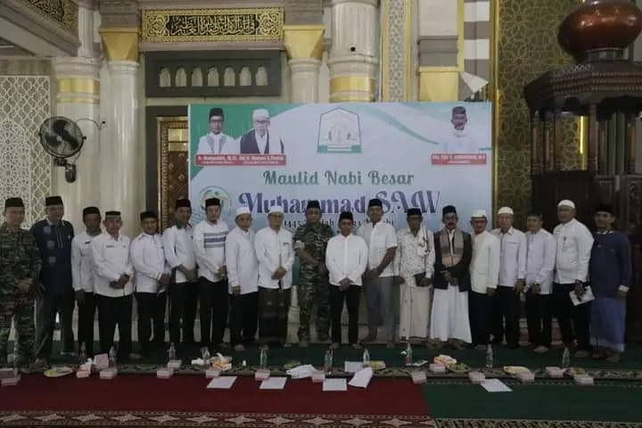 Pj .Bupati Aceh Timur Mengajak Jamaah Meneladani Akhlak Rasulullah
