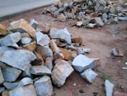 Pelebaran Jalan Payung Air Bara Bangka Selatan Dikerjakan Dengan Asal- Asalan Tanpa Ada Pengawasan di Lapangan