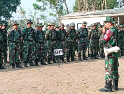 Asah Kemampuan Tempur, Prajurit Kodim 0815/Mojokerto Latihan Menembak