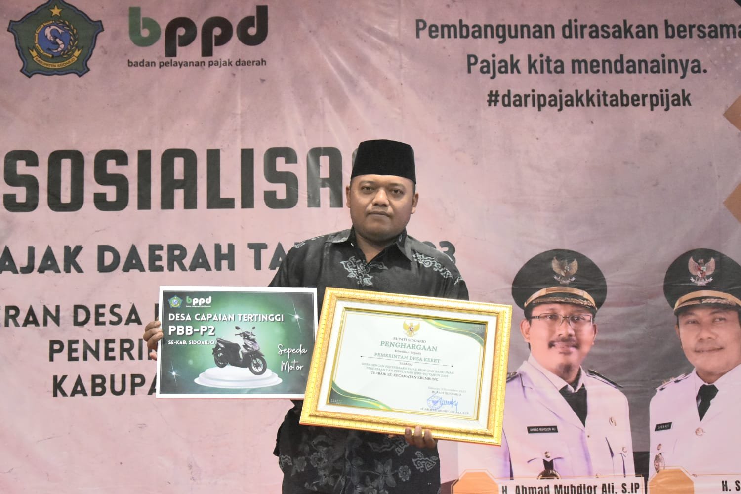 Bupati Sidoarjo Gus Muhdlor Apresiasi Kades Atas Penerimaan PBB-P2 yang Meningkat 6,84 Persen