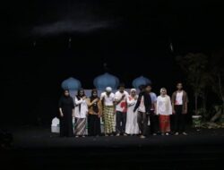 Bawa Cerita Kubu Aneuk Lhee, Teater Aceh Timur Hipnotis Penonton