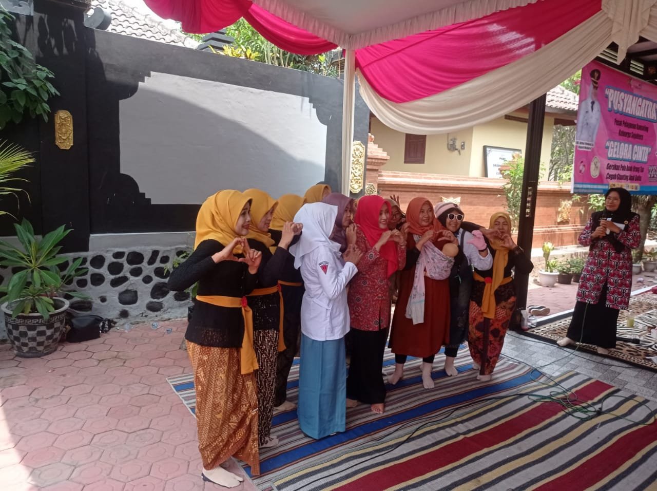 'Gelora Cinta' Kini Sasar Masyarakat Desa Curahmojo