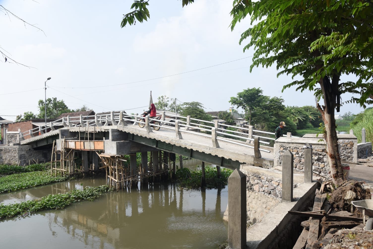 Gus Muhdlor Targetkan Jembatan Shirotol Mustaqim Klurak Rampung Akhir November