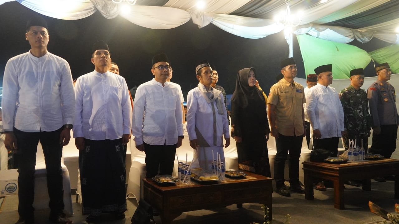 Pemkab Mojokerto Gelar Dzikir Dan Sholawat Bersama Ustadz Maulana