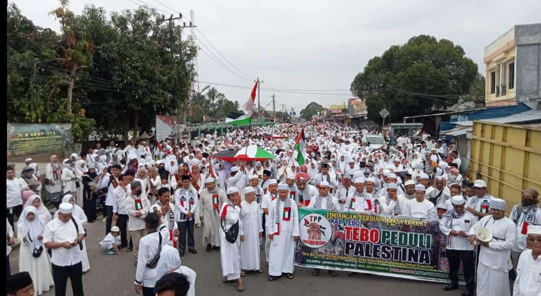 Tumpah Ruah Aksi Damai Masyarakat Kabupaten Tebo Peduli Palestine