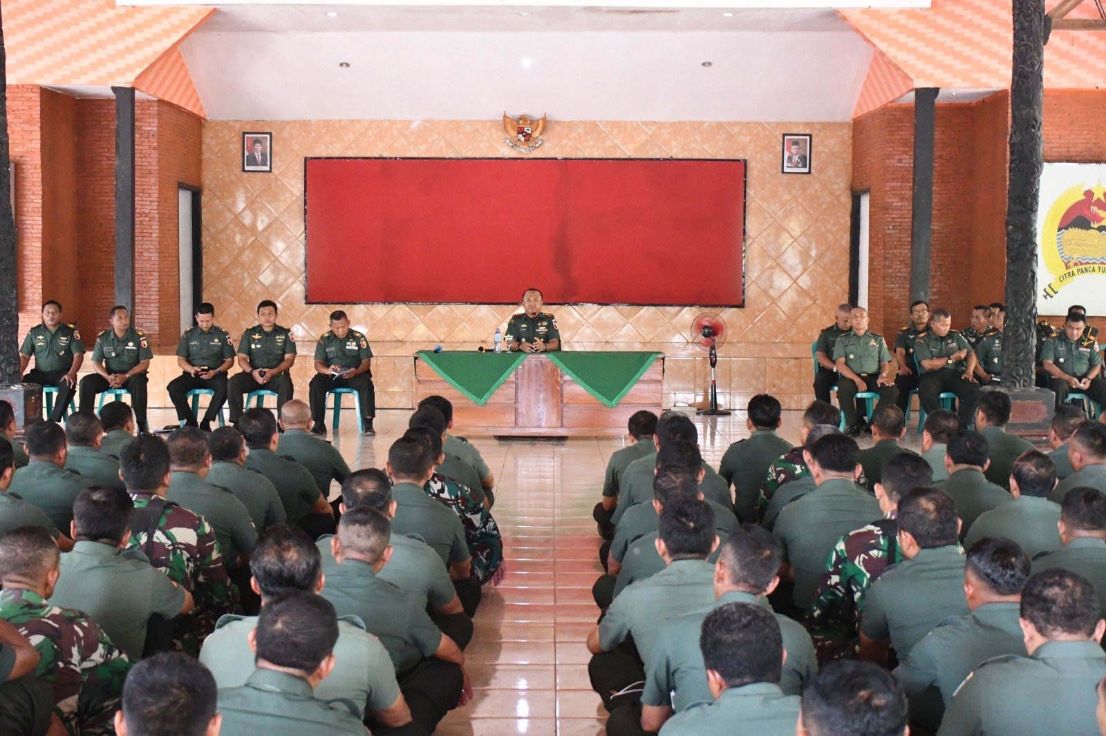 Jam Komandan, Dandim 0815 : Pegang Teguh Netralitas TNI