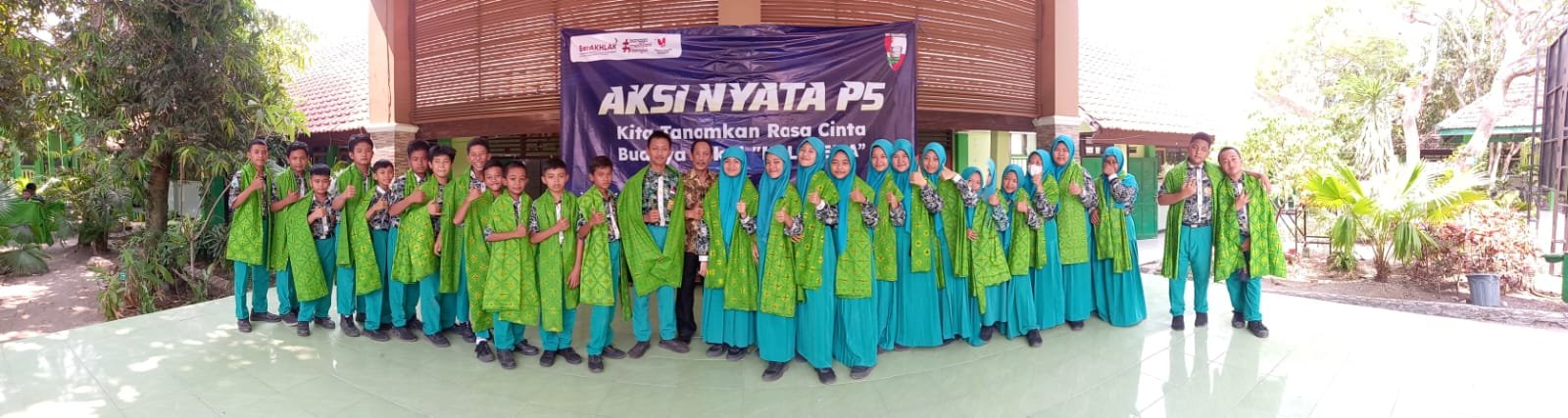 Karya Kain Shibori Siswa/siswi SMPN 2 Balongbendo Sidoarjo