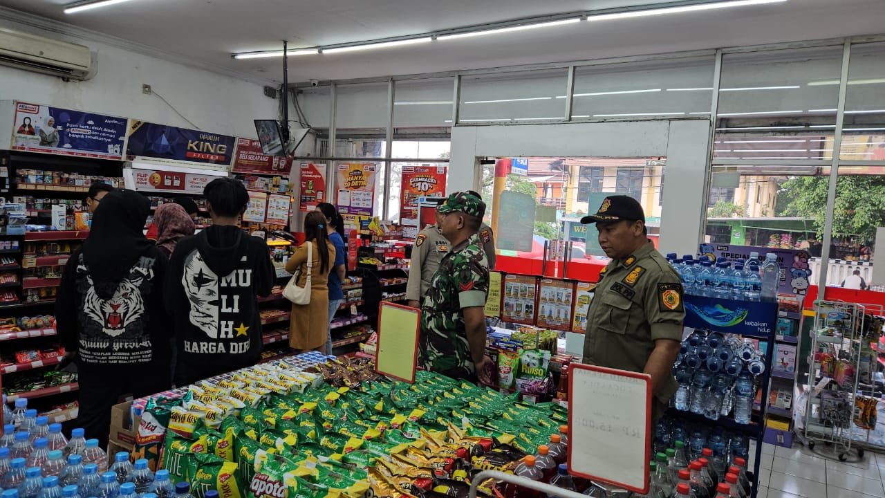 Ciptakan Kondusifitas Wilayah Tiga Pilar Pacet Lakukan Patroli Gabungan