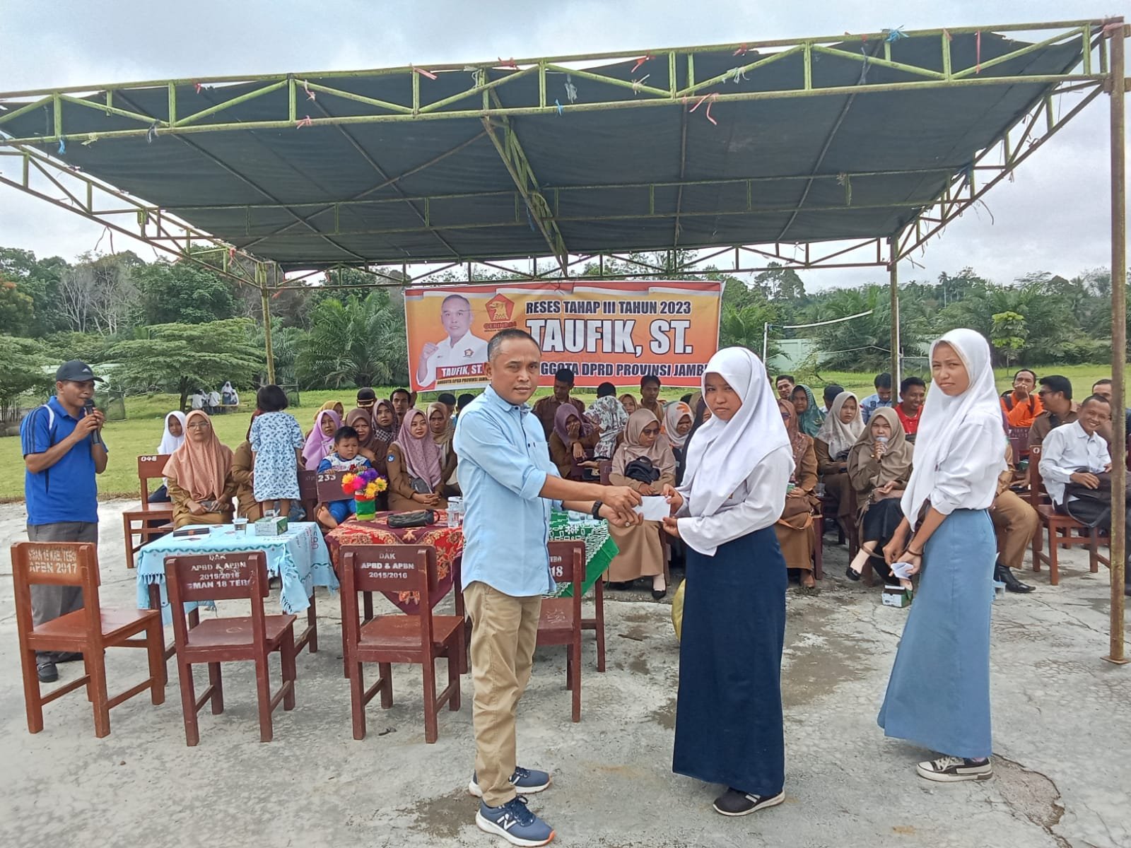 "Taufik,ST." Anggota Komisi III DPRD Provinsi Jambi Silaturahmi Bersama Insan Pendidik dan Mendengarkan Aspirasi para Guru