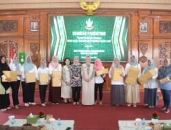 Sukseskan Pendidikan Karakter Anak, Ketua Yayasan Kartika Jaya Koordinator Kodim 0815/Mojokerto Memberikan Seminar Parenting
