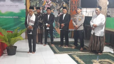 Kapolsek Dlanggu Cooling System Bersama Pengamal Sholawat Doakan Pemilu 2024 Damai