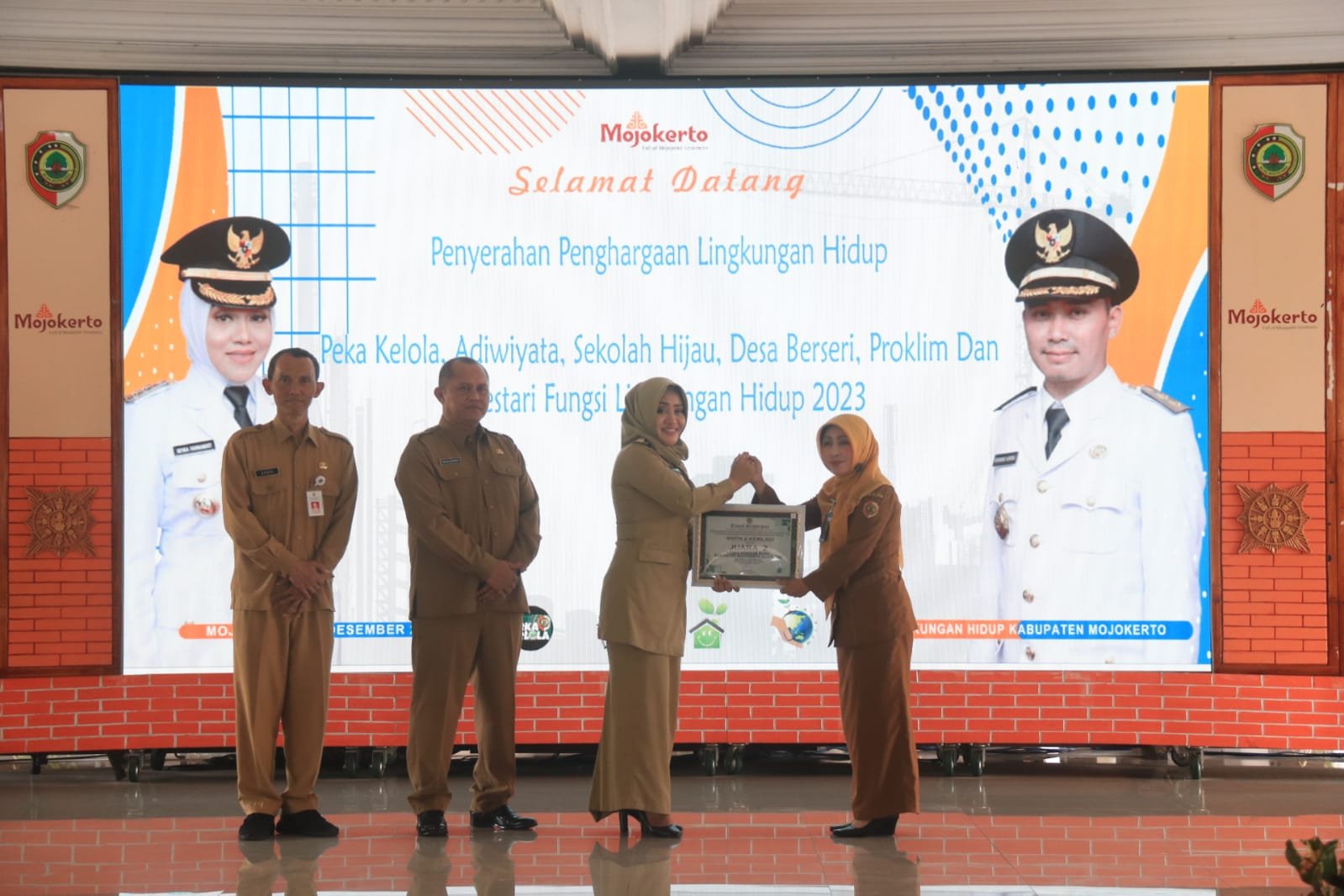 Berperan Dalam Lingkungan Hidup, Perusahaan, Sekolah Hingga Desa Di Bumi Majapahit Diganjar Penghargaan