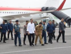 Pangkoarmada II Sambut Kedatangan Presiden RI di Wilayah Jawa Timur